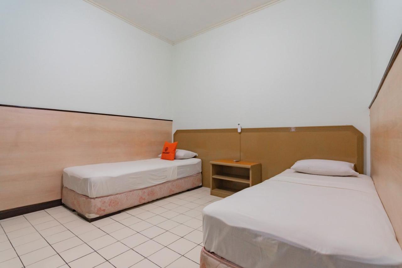 Koolkost Near Bandung Station Hotell Exteriör bild